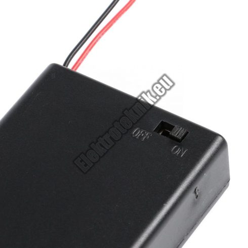 2147L 3-as AA elemtartó beépített kapcsolóval 